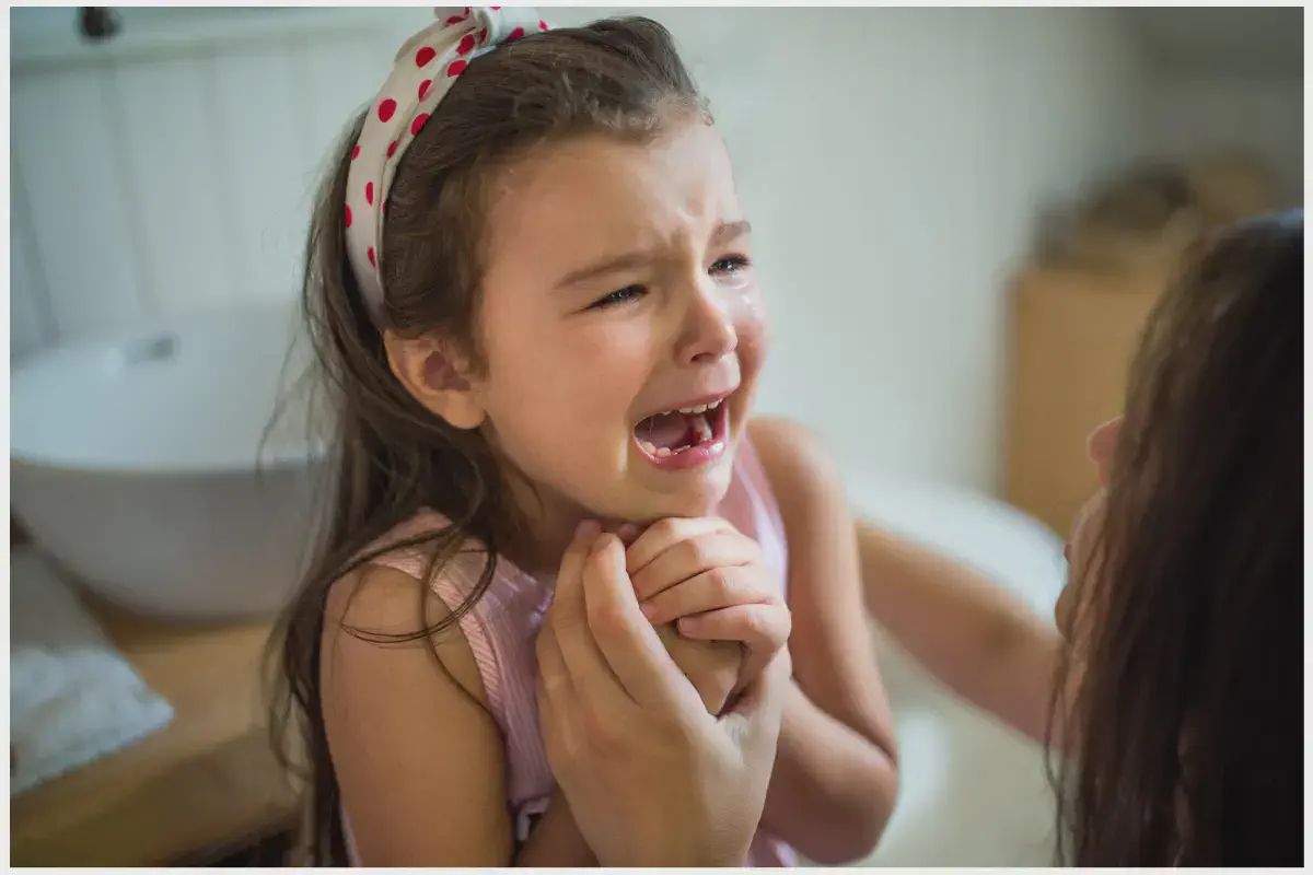 Toothache Relief Tips & When to See a Gresham Dentist