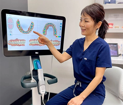 Dr. Pak giving Invisalign Consultation