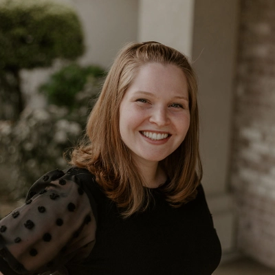 Picture of Jen Hall